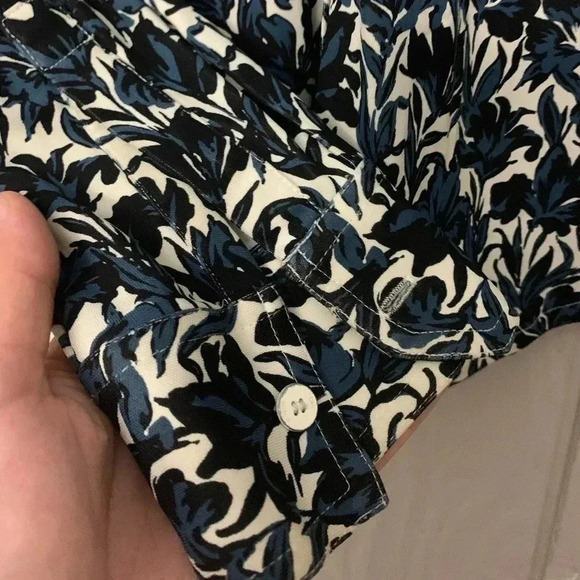 Tory Burch blue navy white Floral Print Button Down Rayon Blouse | Size M - Picture 6 of 9